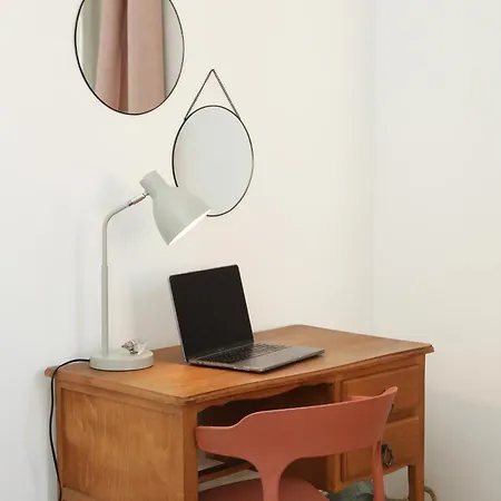 Aux Oiseaux - By La Boite En