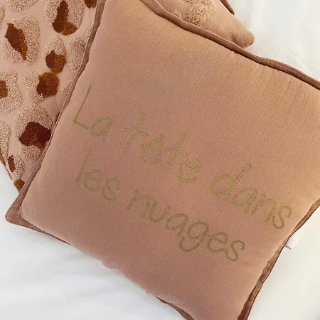 Aux Oiseaux - By La Boite En