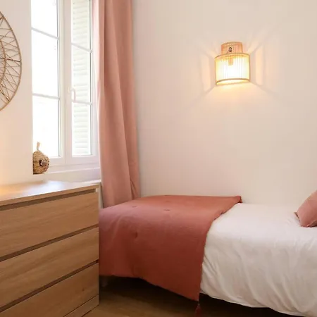 Appartement Aux Oiseaux - By La Boite En