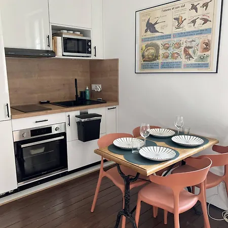 Apartman Aux Oiseaux - By La Boite En