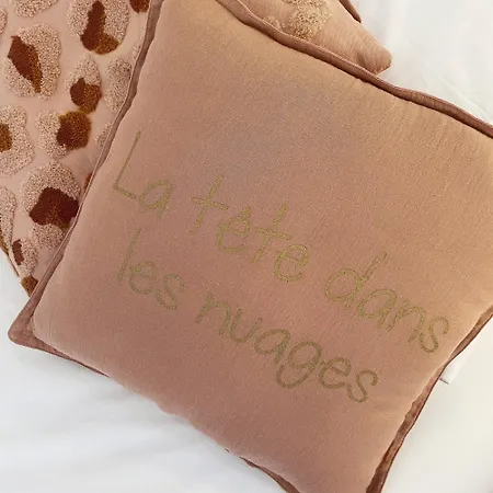 Aux Oiseaux - By La Boite En Appartement