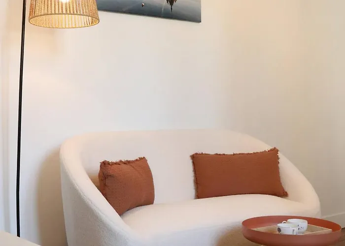 Appartement Aux Oiseaux - By La Boite En *