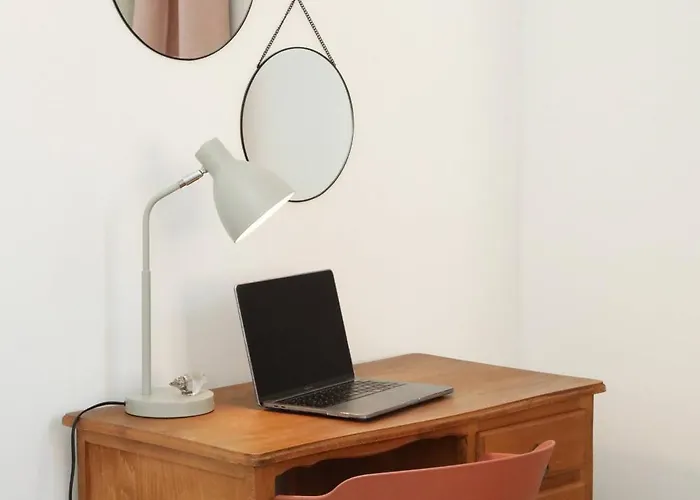 Aux Oiseaux - By La Boite En *